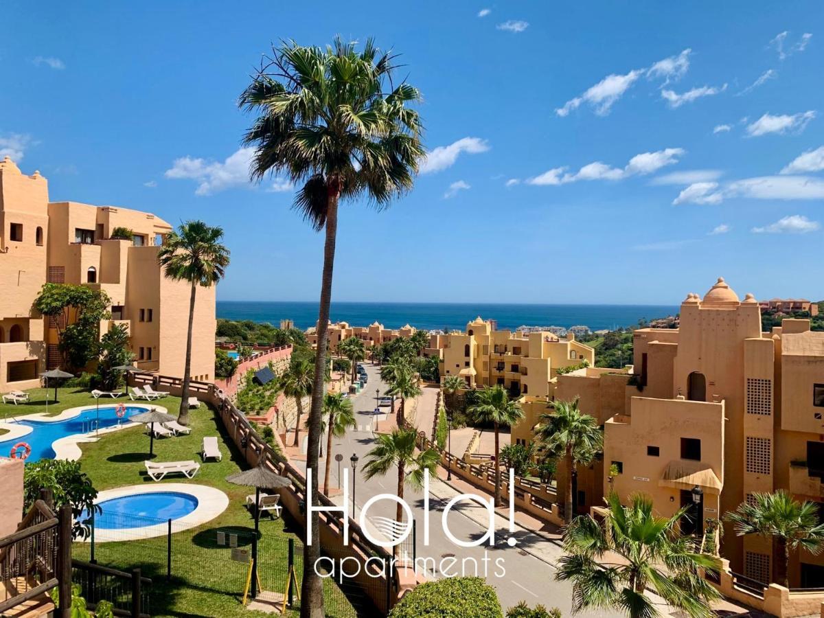 Hola! Apartments At Coto Real 마닐바 외부 사진