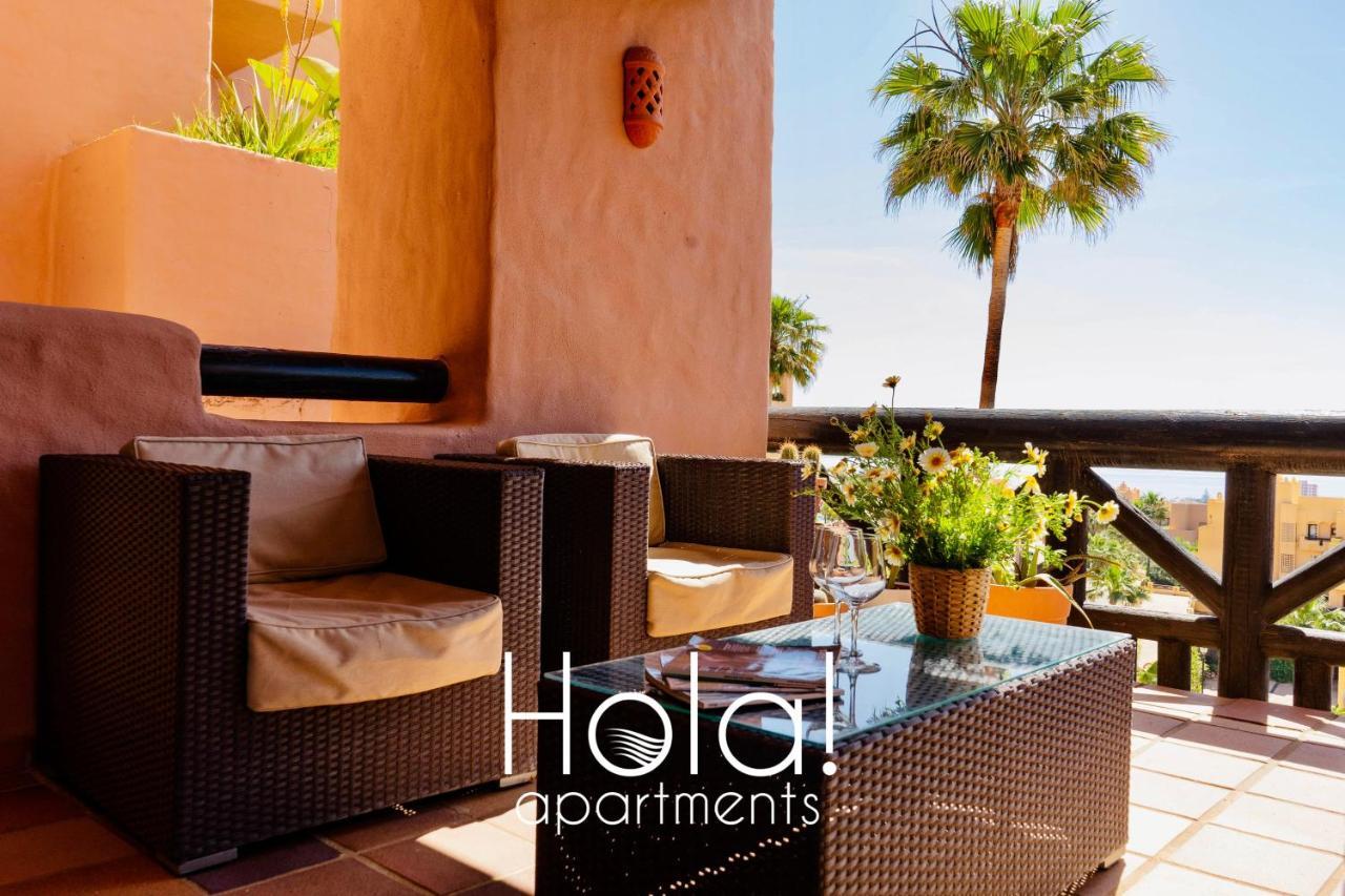 Hola! Apartments At Coto Real 마닐바 외부 사진